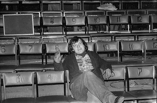   .    -  -,  1982 .
